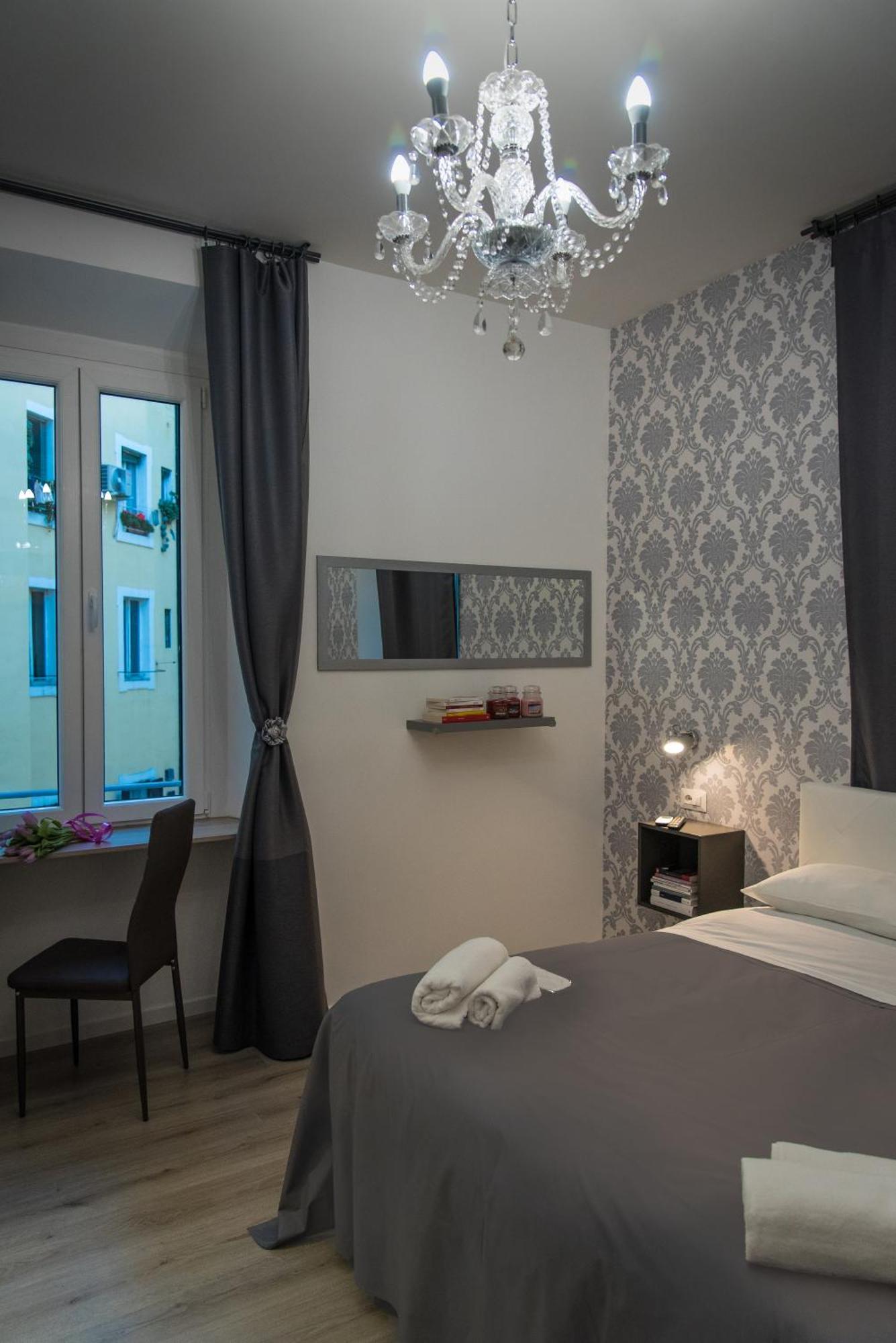 Inside Roma Rooms Eksteriør billede