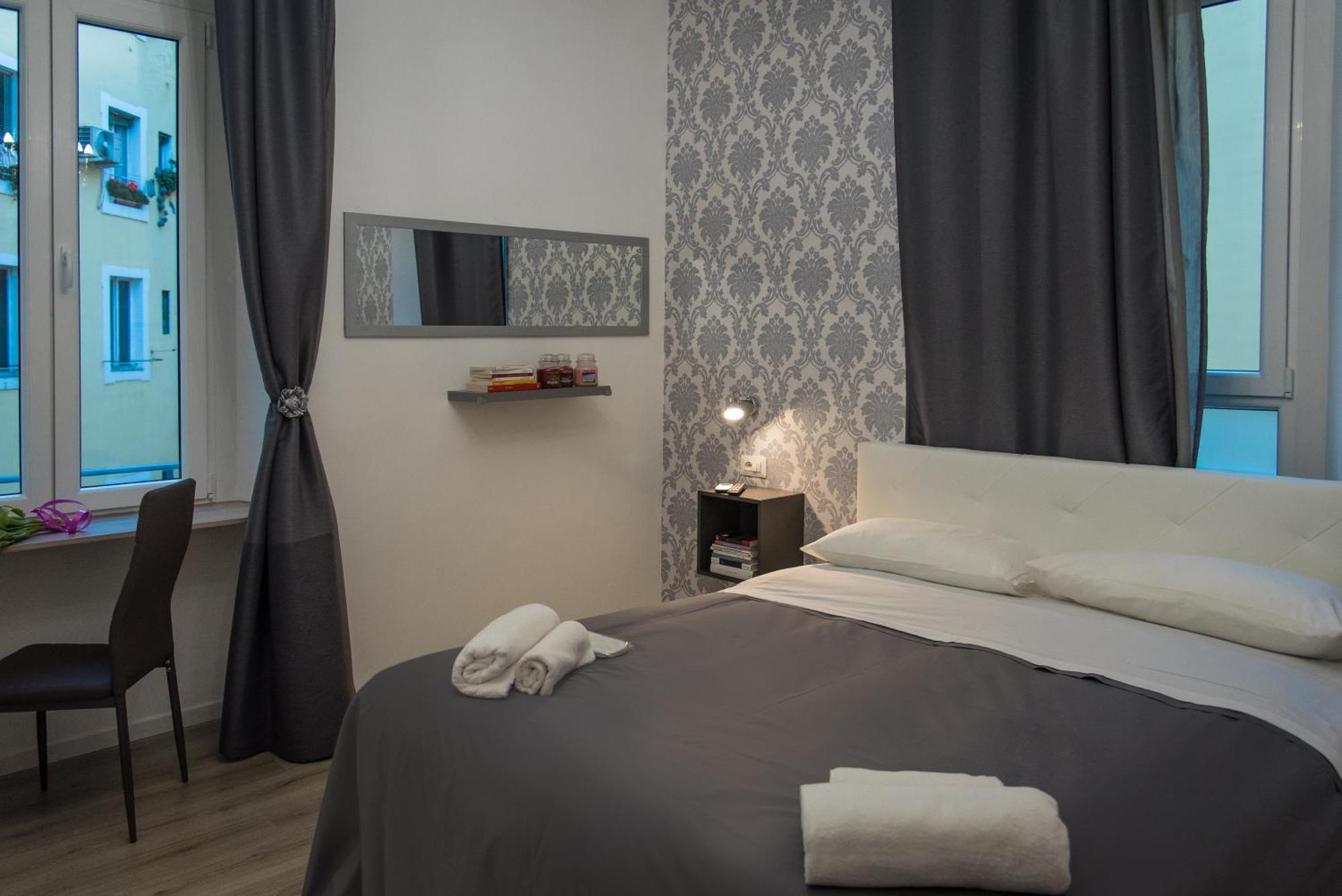 Inside Roma Rooms Eksteriør billede